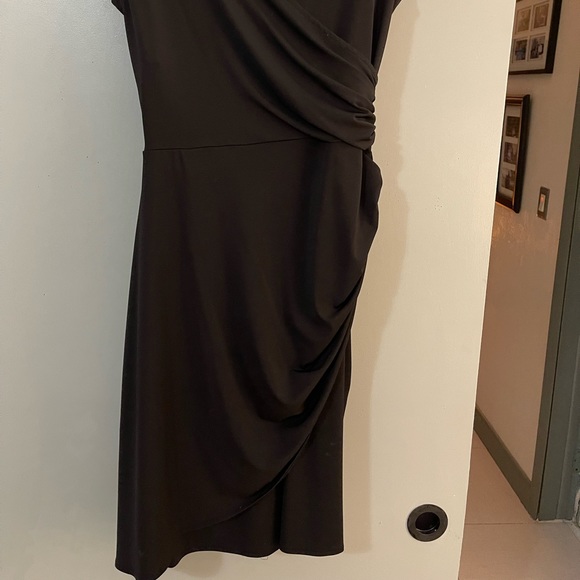 Black dress - Picture 2 of 3